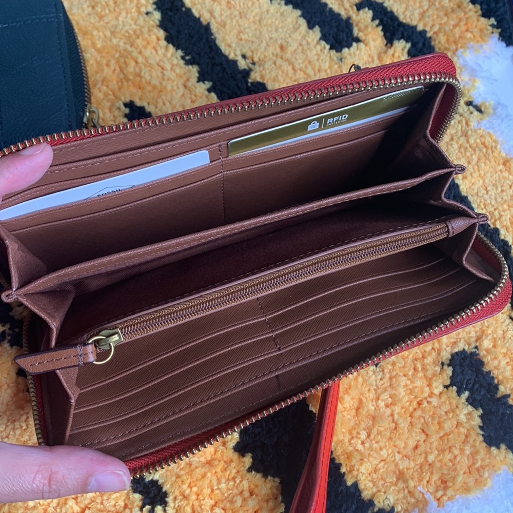 Fossil Leather Wallet Bundle -Please Read Descrip… - image 8
